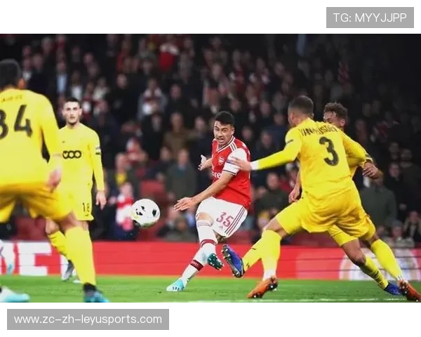 曼联青训再出新星，15岁加布里埃尔助攻红魔晋级