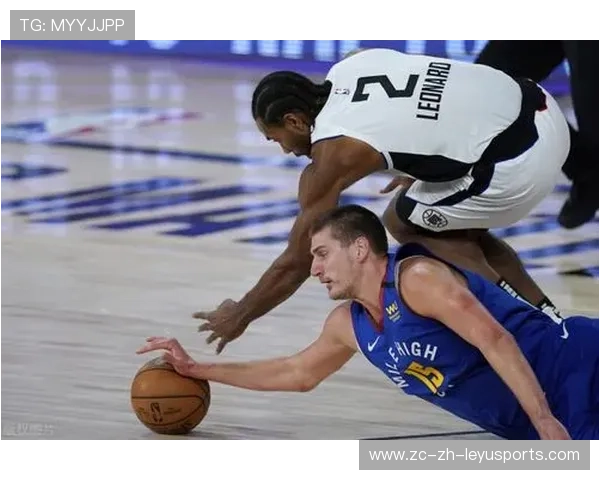 逆境永不言败：球队在困境中展现的坚韧精神，在逆境中永不言败作文